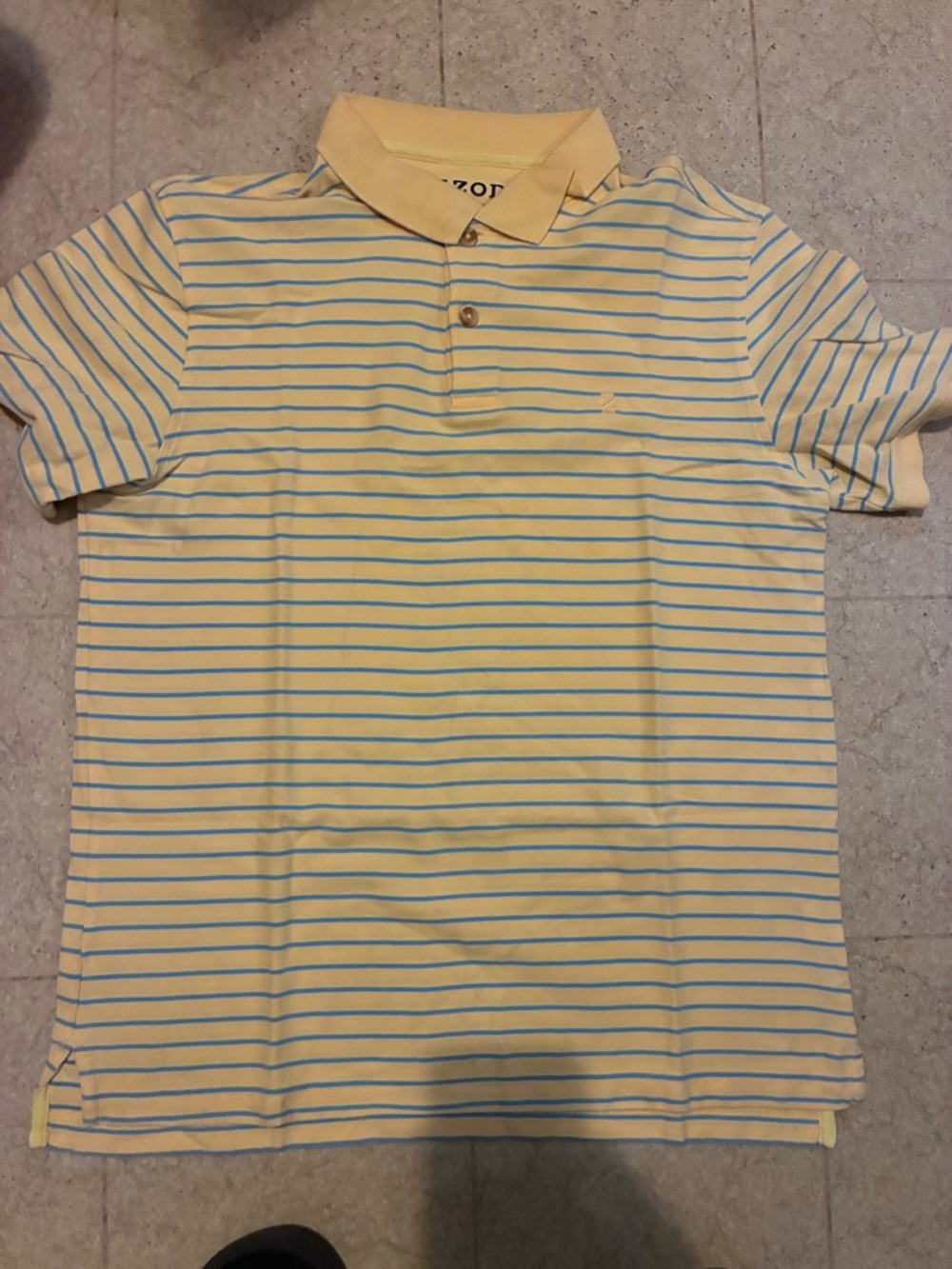 Izod advantage men polo shirt size Medium blue/yellow stripped short sleeves